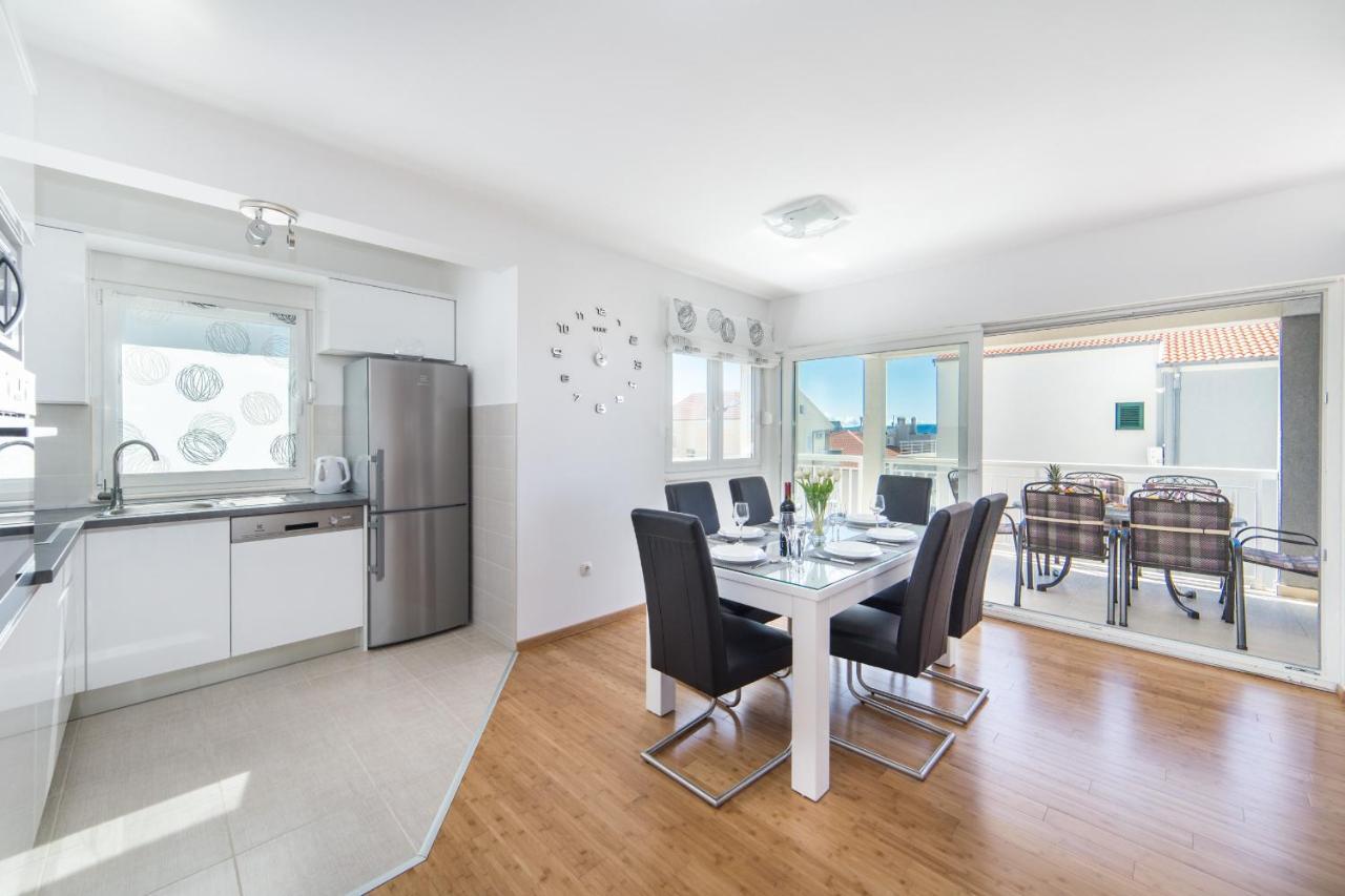 Luxury Xxl Apartment Makarska Exterior photo