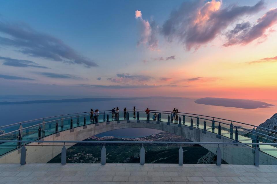 Luxury Xxl Apartment Makarska Exterior photo